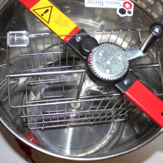 Mézkivető Swiss Biene 2 keretes kézi P40